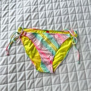 Victoria’s Secret Tie-Side Bikini Bottoms - Small